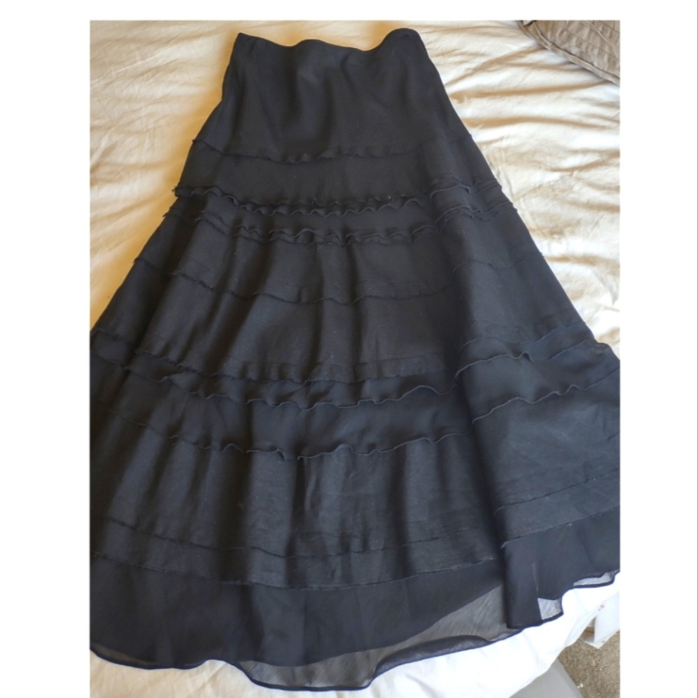 Maxi Linen blend ruffle skirt